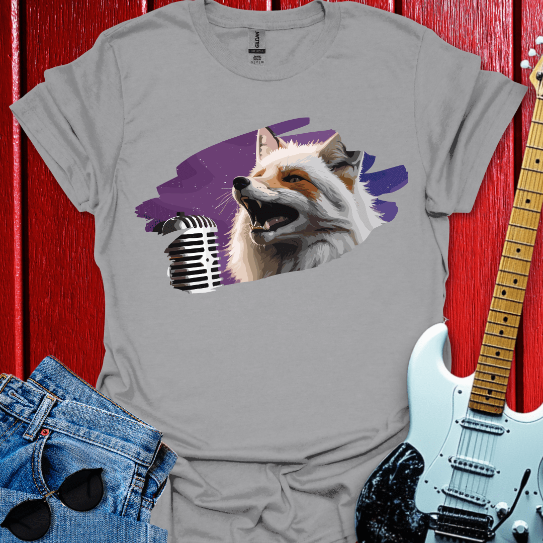 Fox Sings T-shirt